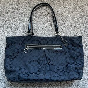 Coach Gabby Signature Tote- Black